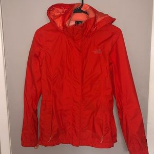 Women’s Northface raincoat